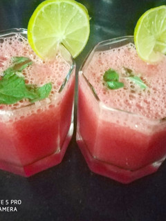 A picture of Watermelon juice.