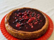 Una foto di cheesecake frutti di bosco yogurt greco