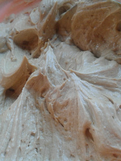 Una foto de Frosting o crema de manteca con dulce de leche