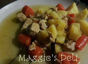 Una foto de Guiso de carne con patatas estilo andaluz