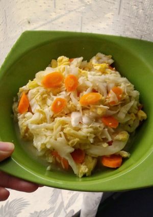 A picture of Stir Fried Cabbage, Carrots and Eggs.