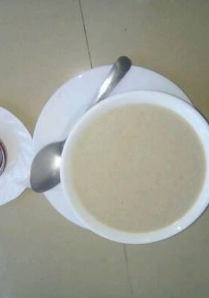 A picture of Ground nuts, Cassava, Yam and Arrow root 'soup' porridge.