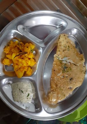 A picture of Rava dosa.