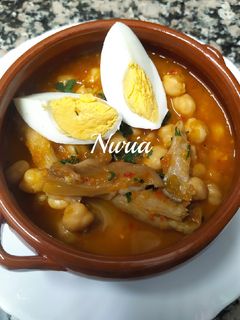 Una foto de Garbanzos con setas