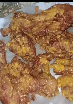 A picture of Crispy Crunchy chicken.