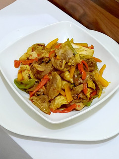 A picture of Shredded chicken sauce.