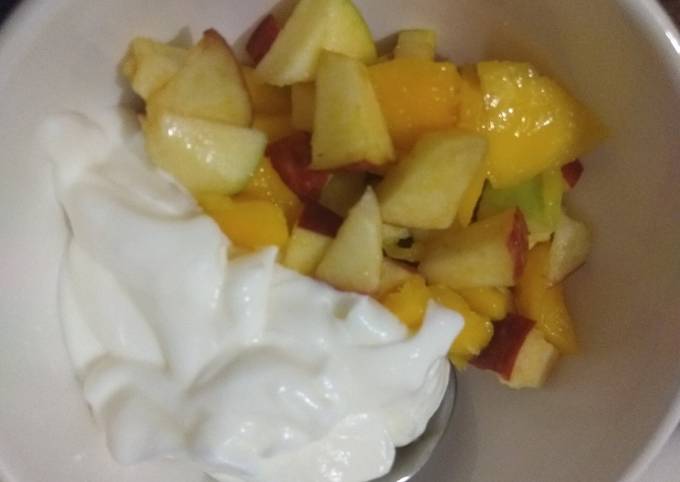 How to Make Quick Fruit Salad