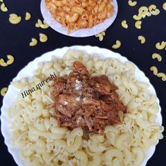A picture of Chicken tikka macroni.