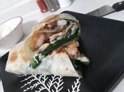 Una foto de wrap de champiñones
