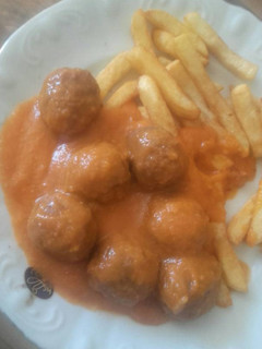 Una foto de Albóndigas en salsa de zanahorias