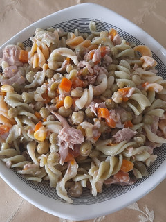 Una foto de Ensalada de atún 🥗