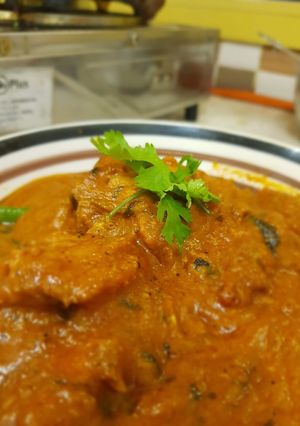 A picture of Butter chicken.