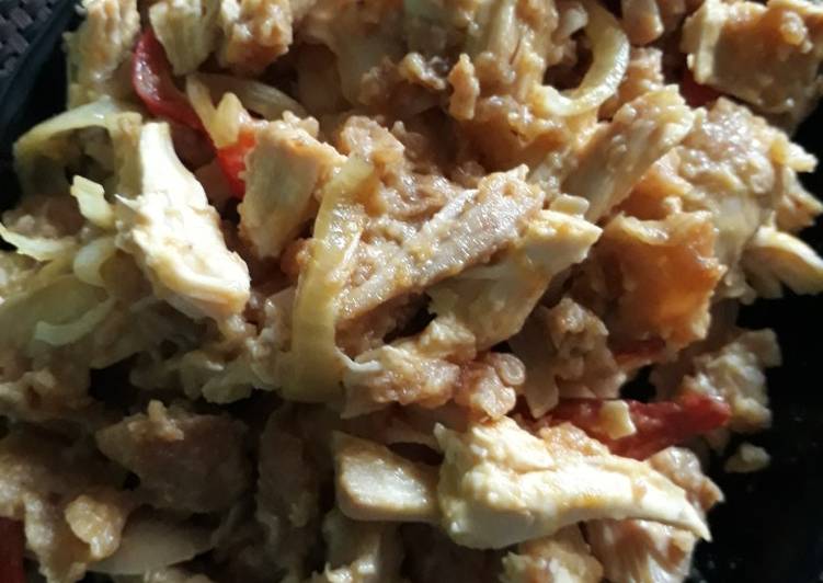 Ayam Suwirsisa Saus Telur Asin