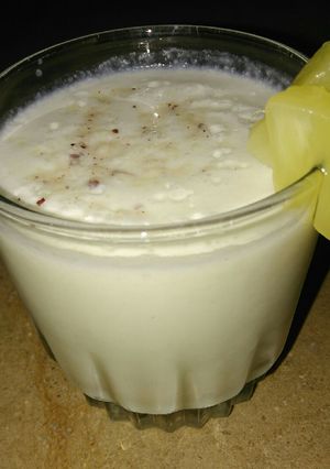 A picture of Pineapple milkshake🍍.