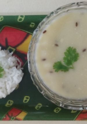 કાઠિયાવાડી સાદી કઢી (Simple Kadhi Recipe In Gujarati) રેસીપી મુખ્ય ફોટો