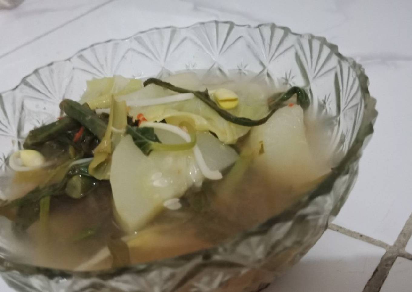 Sup sayur dengan asam jawa