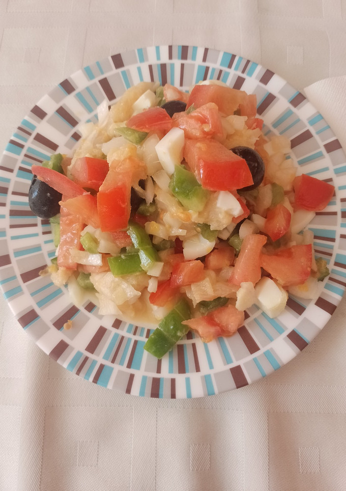 Una foto de Pipirrana de Bacalao