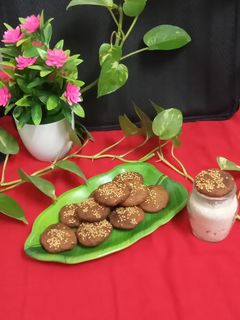 બાજરી મેથી નાં વડા (Bajri Methi Vada Recipe In Gujarati) રેસીપી મુખ્ય ફોટો
