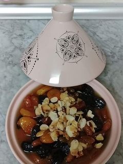صورة لوصفة مرقة حلوة او طجين لحلو
