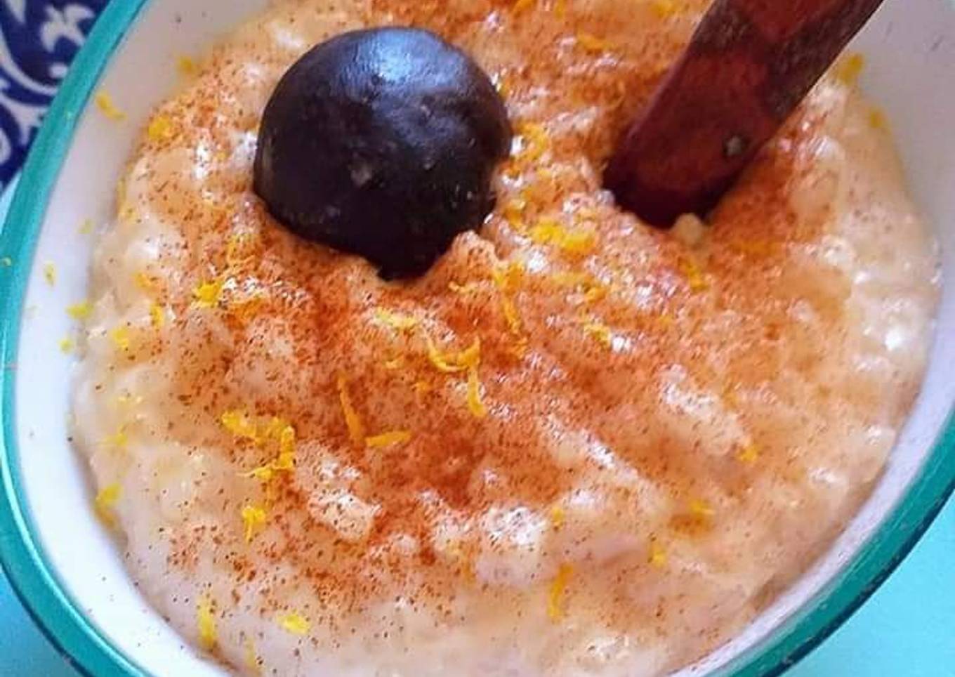 Arroz con leche a los aromas de limón negro y nuez moscada