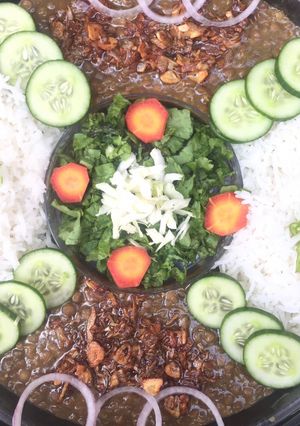 A picture of Malka Masoor with boiled Rice.