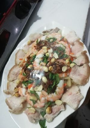 Hình của món Gỏi ngó sen tôm thịt.
