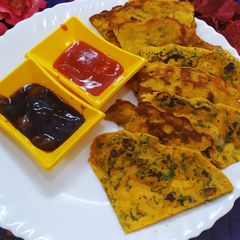 A picture of Healthy Besan chilla.