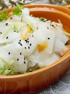 和風醬涼拌白蘿蔔 的食譜成品照片