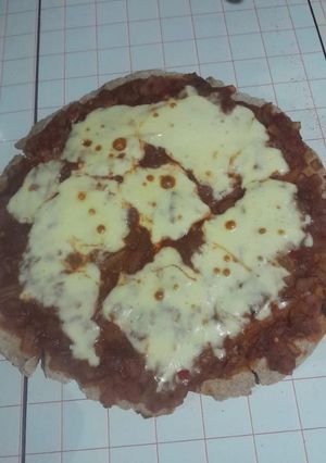 Una foto de Pizza de harina integral