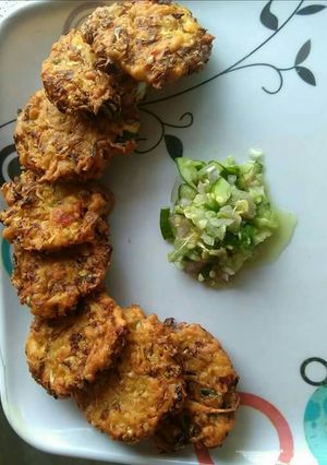 A picture of Double fried cabbage fritters.