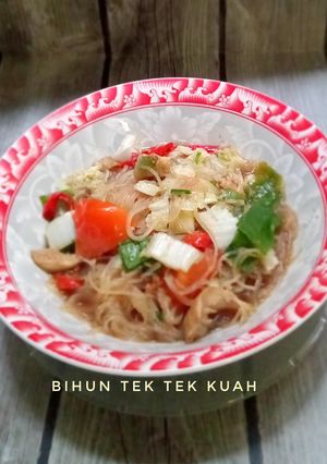 Foto resep Bihun Tek Tek Kuah Ala Momiera