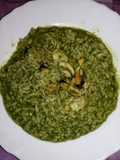 Risotto con crema di spinaci, cozze e gamberetti