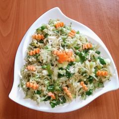 Bell pepper cabbage 🥗 salad A picture of Bell pepper cabbage 🥗 salad.