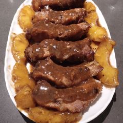 A picture of Ribs with Pineapple.