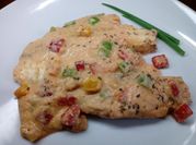 Una foto de tilapia en salsa