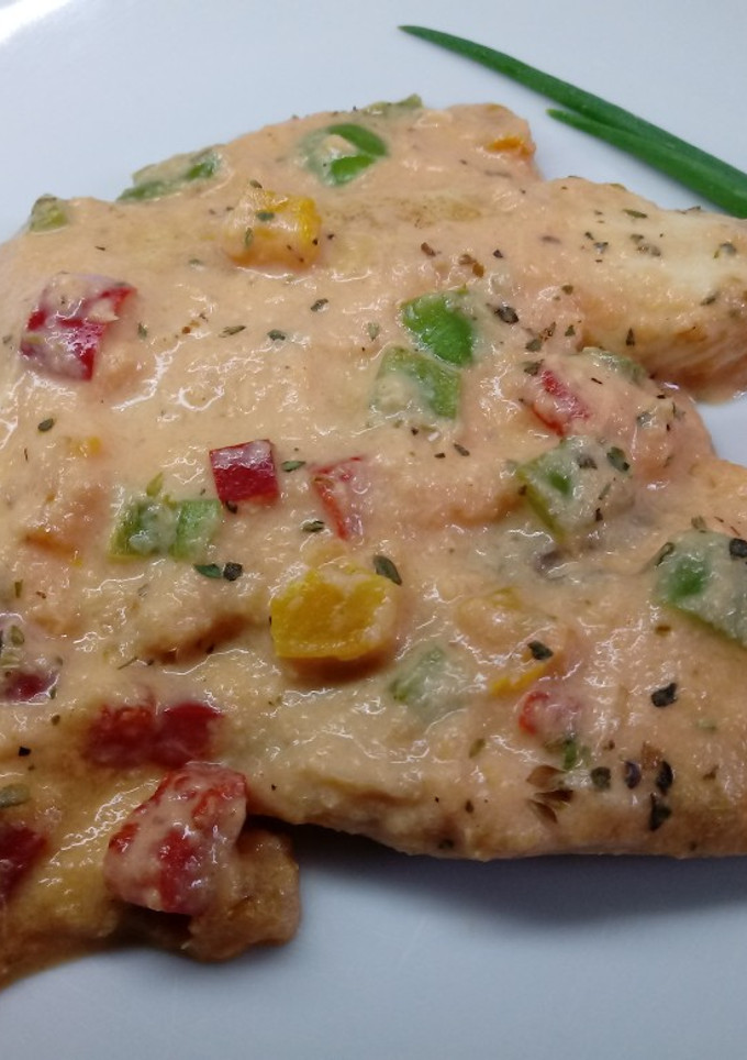 Una foto de Filetes de pescado en salsa cremosa