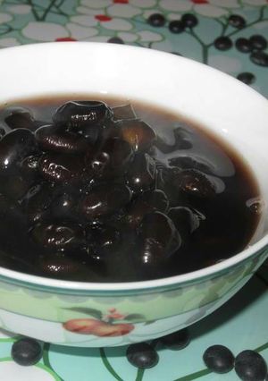 Hình của món Chè đậu đen.
