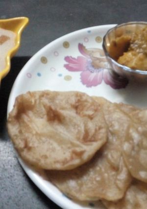 ছাতুরপুর ভরা হিং কচুরি (chhatarpur bharaa hing kochuri recipe in Bengali) রেসিপির প্রধান ছবি