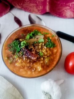 દાલ તડકા (Dal Tadka Recipe In Gujarati) રેસીપી મુખ્ય ફોટો
