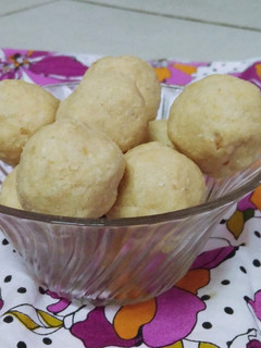 நில கடலை உருண்டை (Nilakadalai urundai recipe in tamil) செய்முறை முக்கிய புகைப்படம்