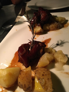Una foto de Solomillo de res 🐄 con patatas 🥔 al microondas o horno
