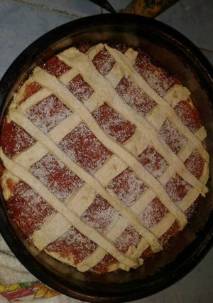 Una foto de Pasta frola de membrillo con coco