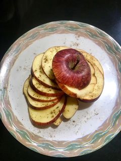 સફરજન મસાલા (Apple Masala Recipe In Gujarati) રેસીપી મુખ્ય ફોટો