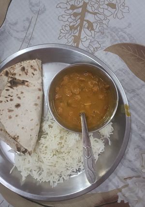 राजमा चावल (rajma chawal recipe in Hindi) रेसिपी मुख्य फोटो