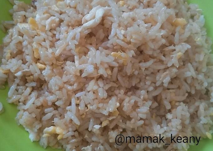 Nasi Goreng Super Praktis dan Harum. Nasi Goreng Minyak Bawang