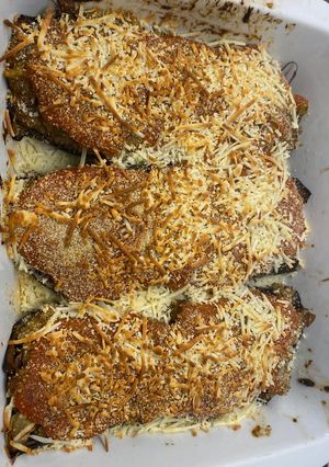 Una foto de Berenjenas rellenas de carne y arroz. Receta de la Abuela Anita