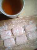 Bánh nếp dẻo Nhật Bản (Chichi Dango)