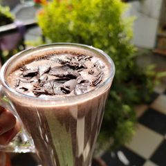 Chocolate banana smoothie 🥤 A picture of Chocolate banana smoothie 🥤.