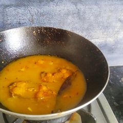 A picture of Fish curry.