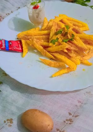 फ्रेंच फ्राइज (french fries recipe in Hindi) रेसिपी मुख्य फोटो
